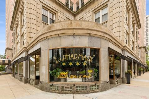 5555 North Sheridan Road Chicago IL 60640