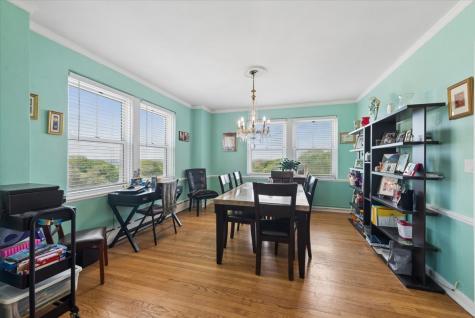5555 North Sheridan Road Chicago IL 60640