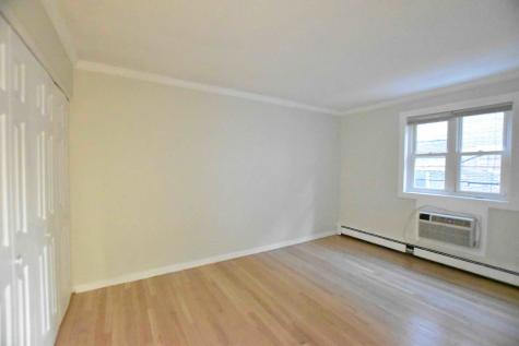 2409 West Balmoral Avenue Chicago IL 60625