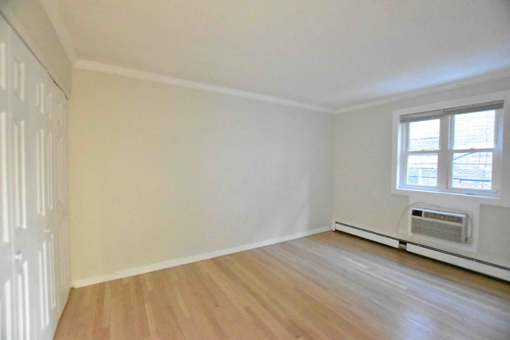 2409 West Balmoral Avenue Chicago IL 60625