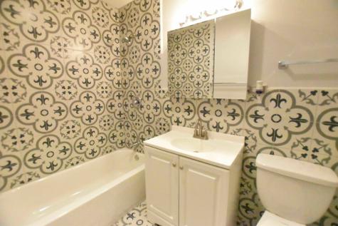 2409 West Balmoral Avenue Chicago IL 60625