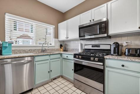 1105 Village Center Parkway Aurora IL 60506
