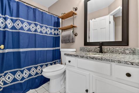 1105 Village Center Parkway Aurora IL 60506
