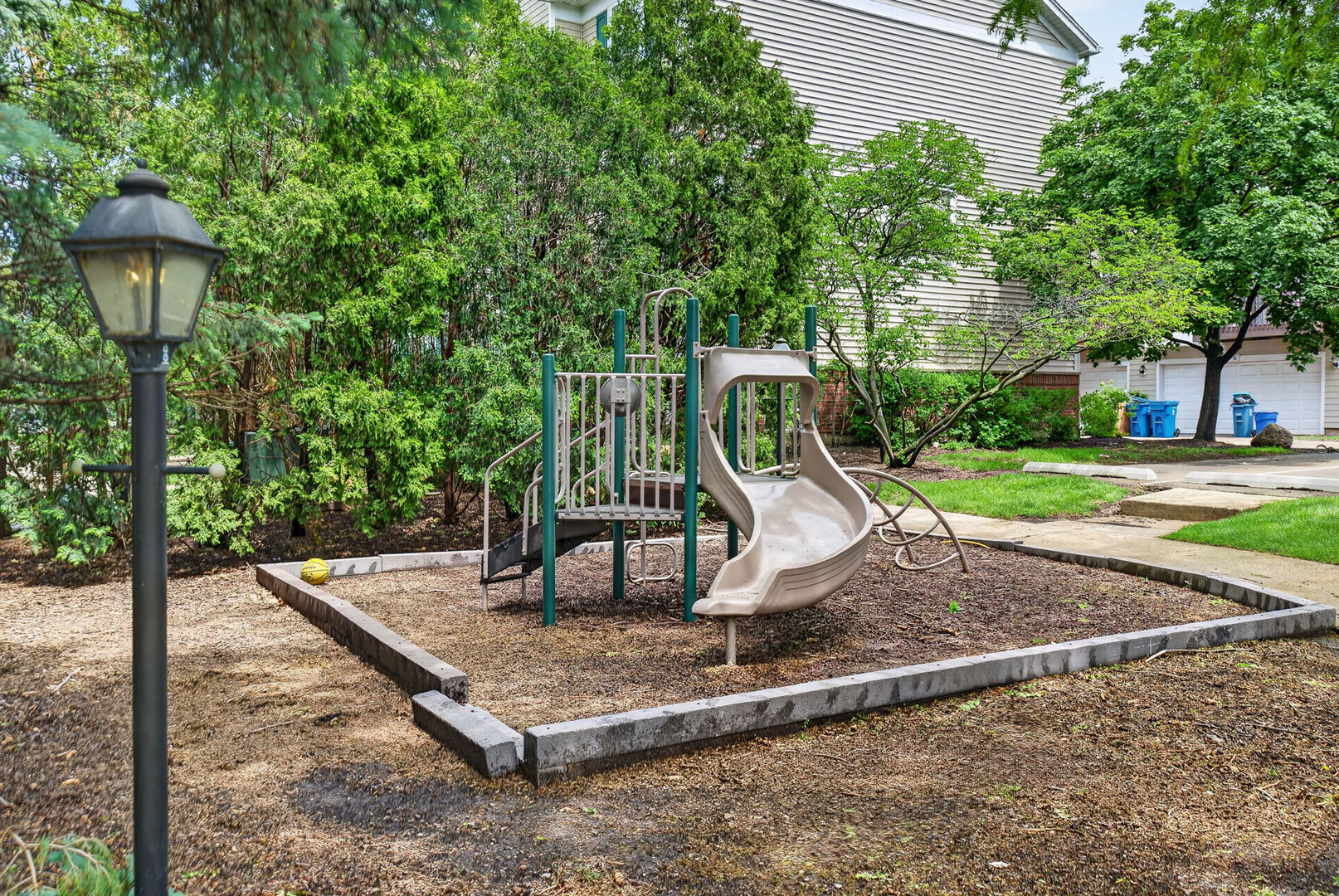 1105 Village Center Parkway Aurora IL 60506