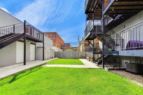 2733 West Hirsch Street Chicago IL 60622