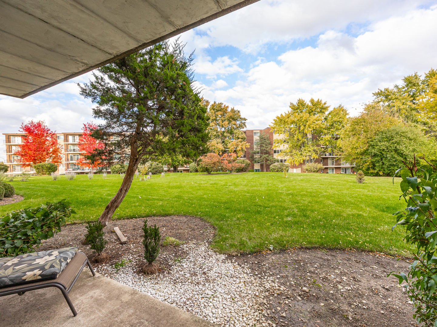 5540 Walnut Avenue Downers Grove IL 60515