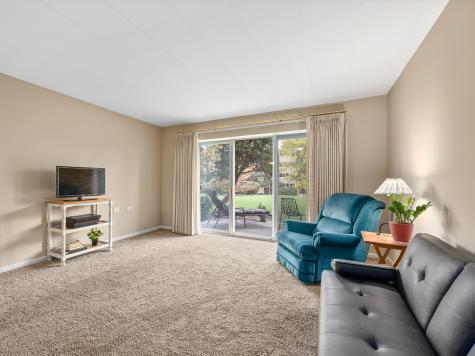 5540 Walnut Avenue Downers Grove IL 60515