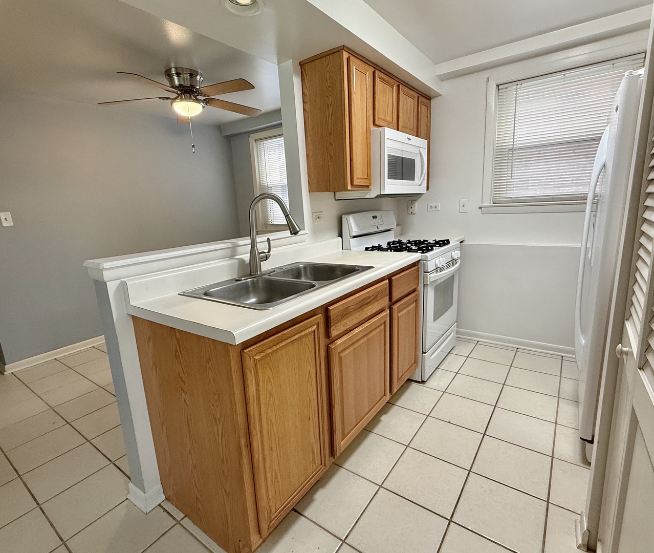 6447 South Narragansett Avenue Chicago IL 60638