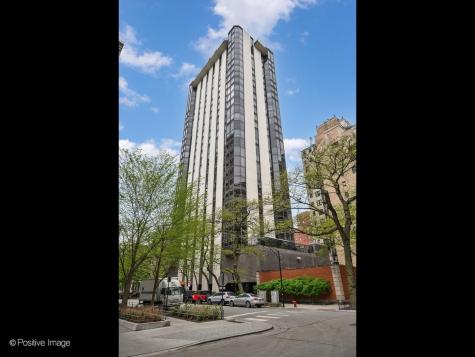 1310 North Ritchie Court Chicago IL 60610