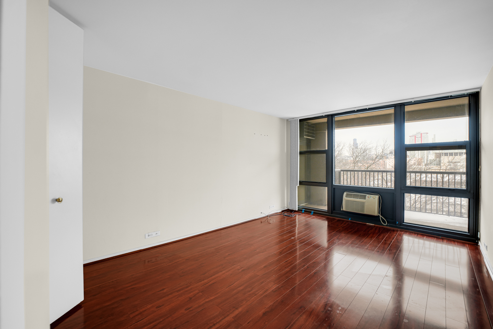 2605 South Indiana Avenue Chicago IL 60616