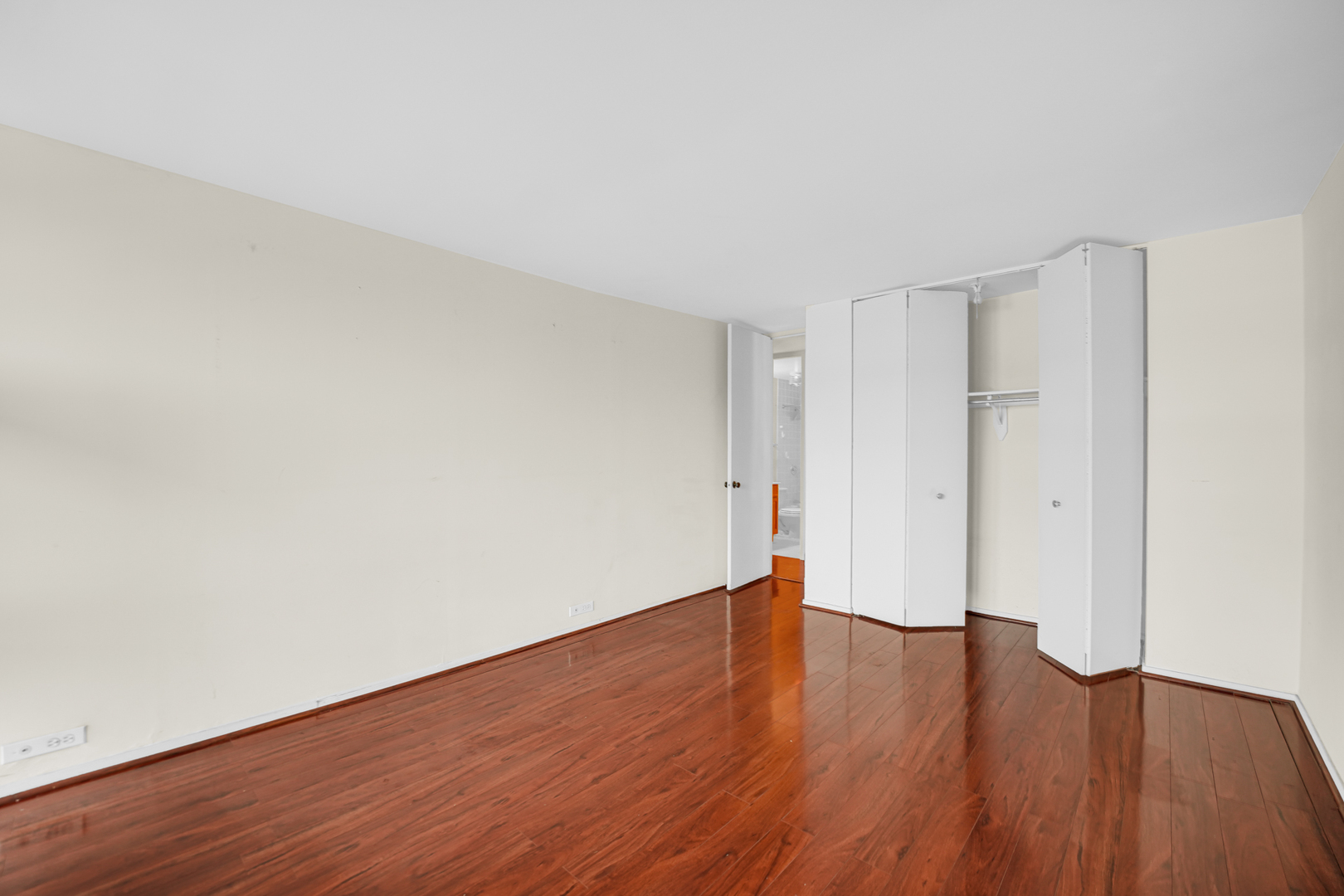 2605 South Indiana Avenue Chicago IL 60616