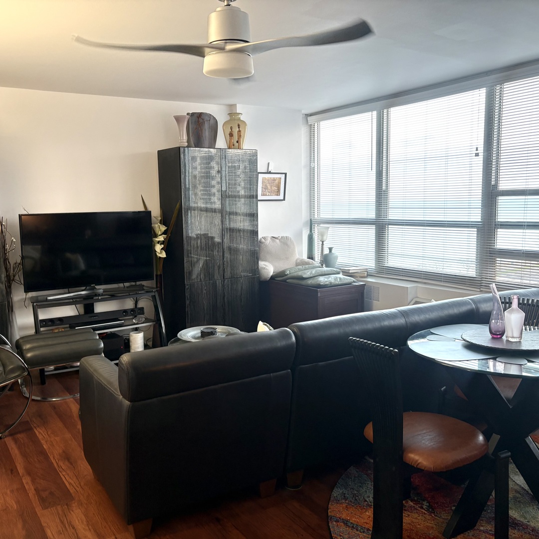 4800 South Chicago Beach Drive Chicago IL 60615