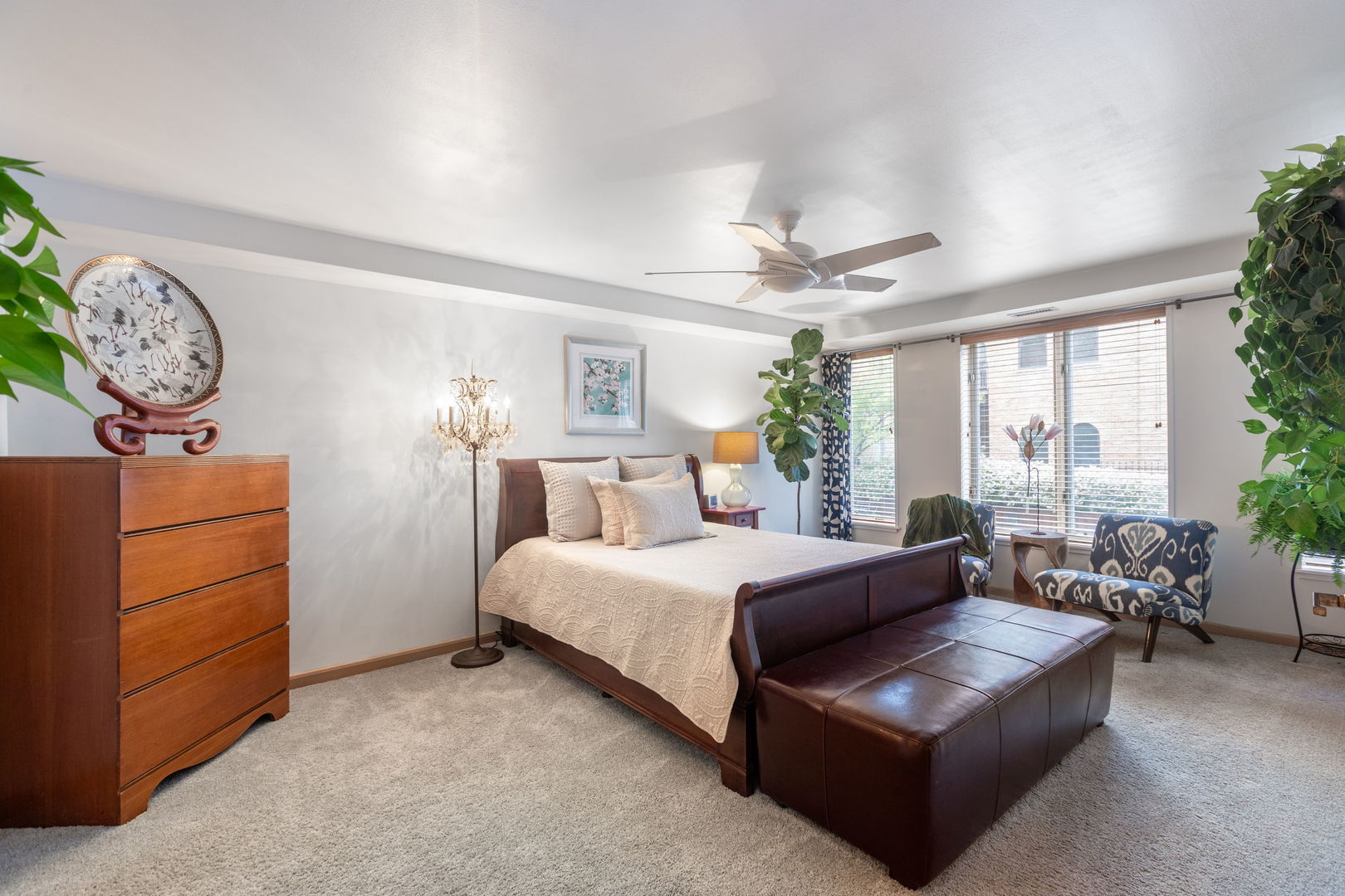 1660 North Hudson Avenue Chicago IL 60614