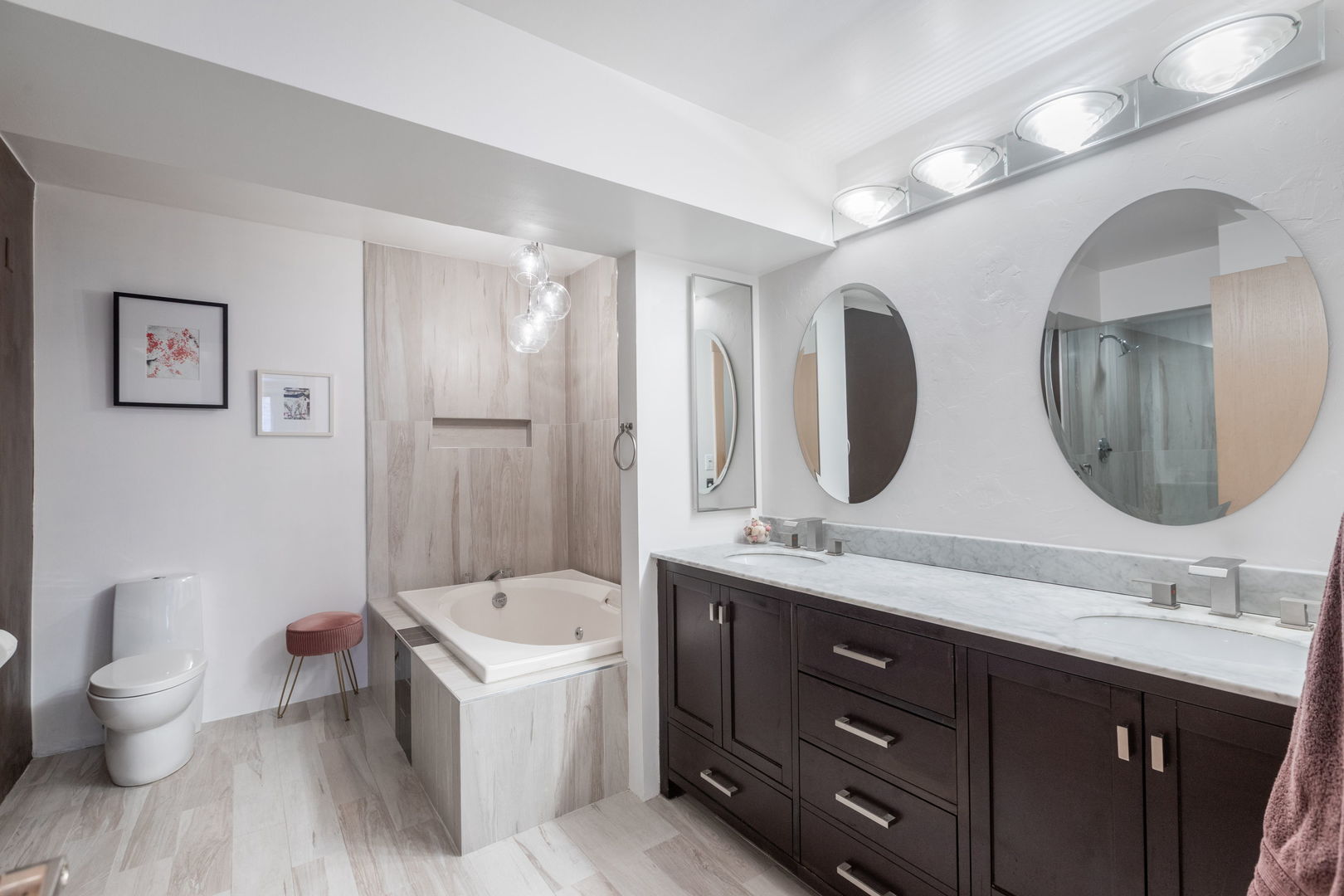 1660 North Hudson Avenue Chicago IL 60614