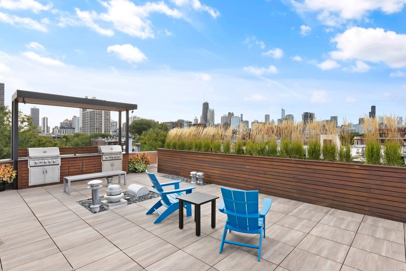 1660 North Hudson Avenue Chicago IL 60614