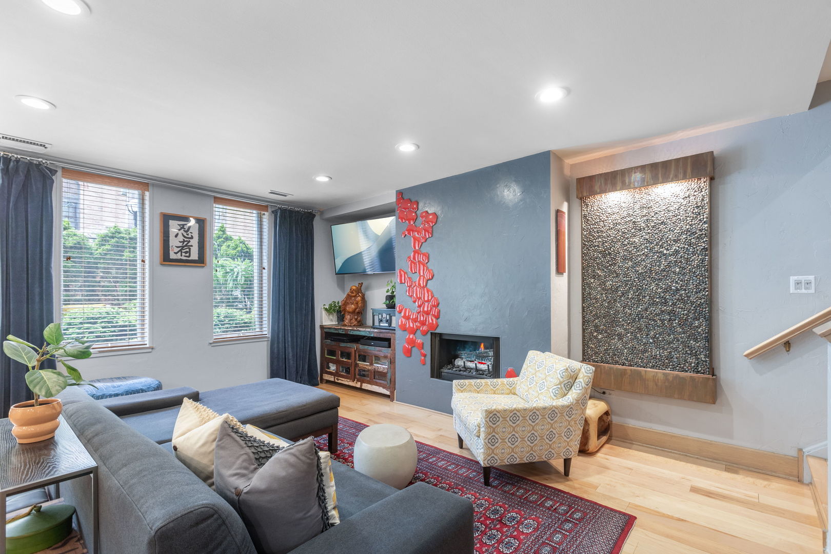 1660 North Hudson Avenue Chicago IL 60614