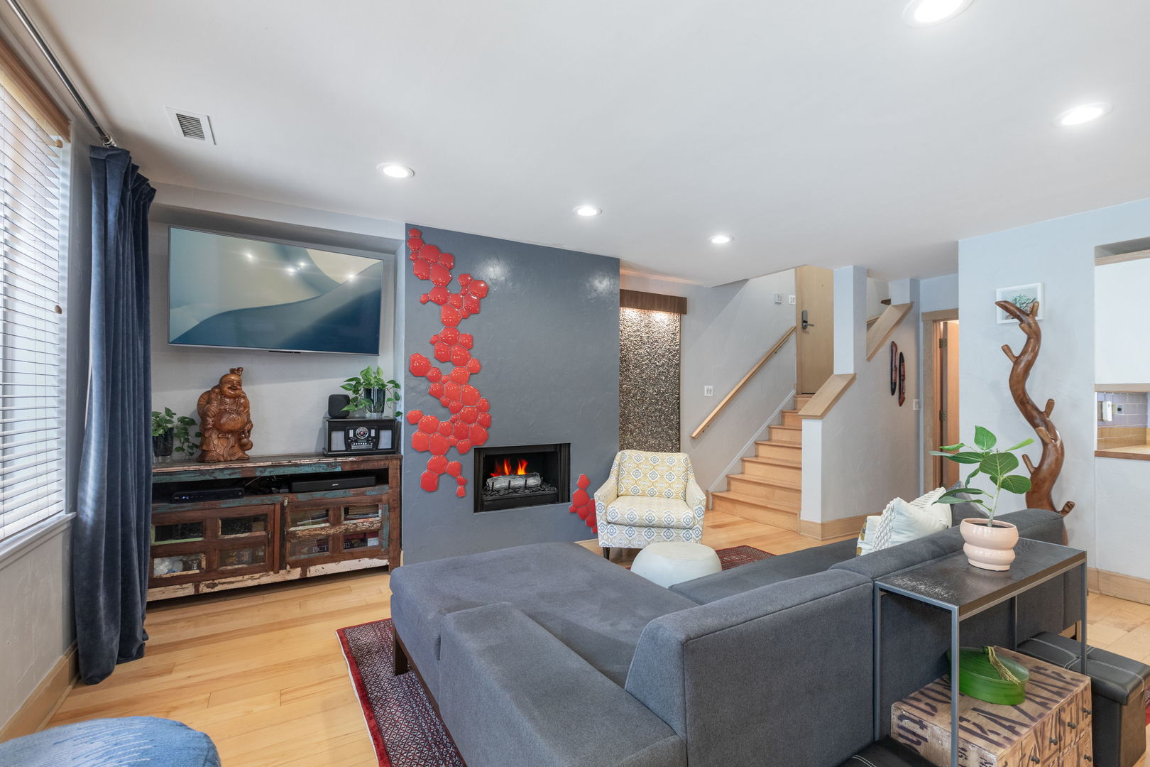 1660 North Hudson Avenue Chicago IL 60614