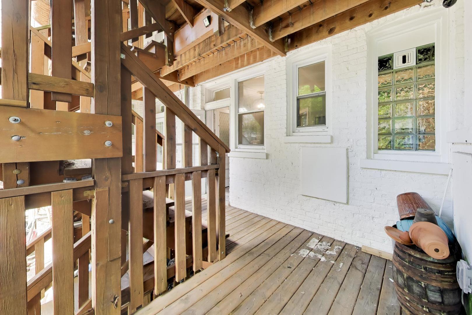 5924 North Magnolia Avenue Chicago IL 60660