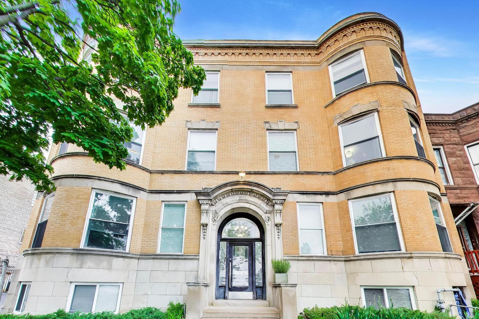 616 East 46th Street Chicago IL 60653