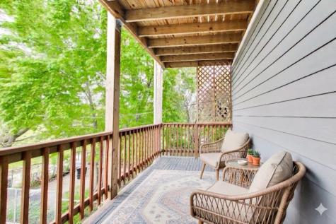 616 East 46th Street Chicago IL 60653
