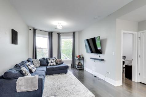 616 East 46th Street Chicago IL 60653