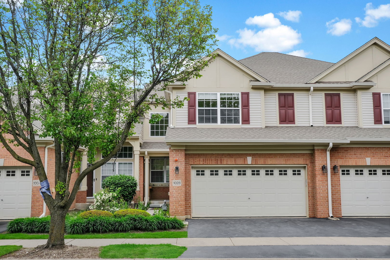 1028 Orchard Pond Court Lake Zurich IL 60047