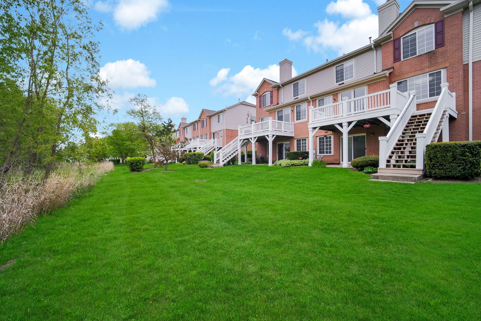 1028 Orchard Pond Court Lake Zurich IL 60047