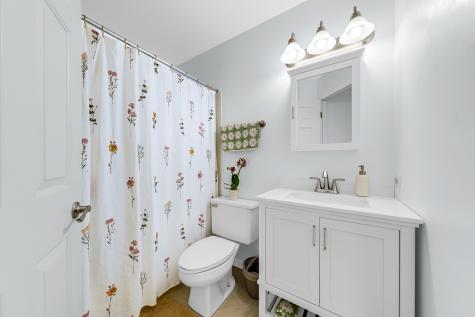 108 Hampton Boulevard Lake Bluff IL 60044