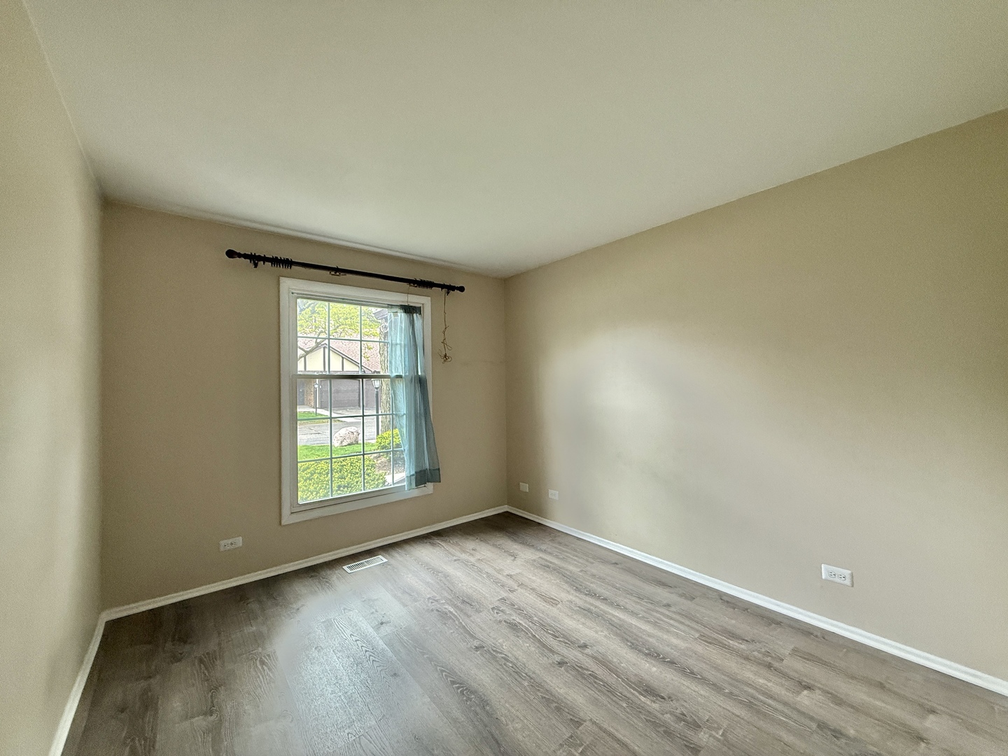 2610 Northampton Drive Rolling Meadows IL 60008