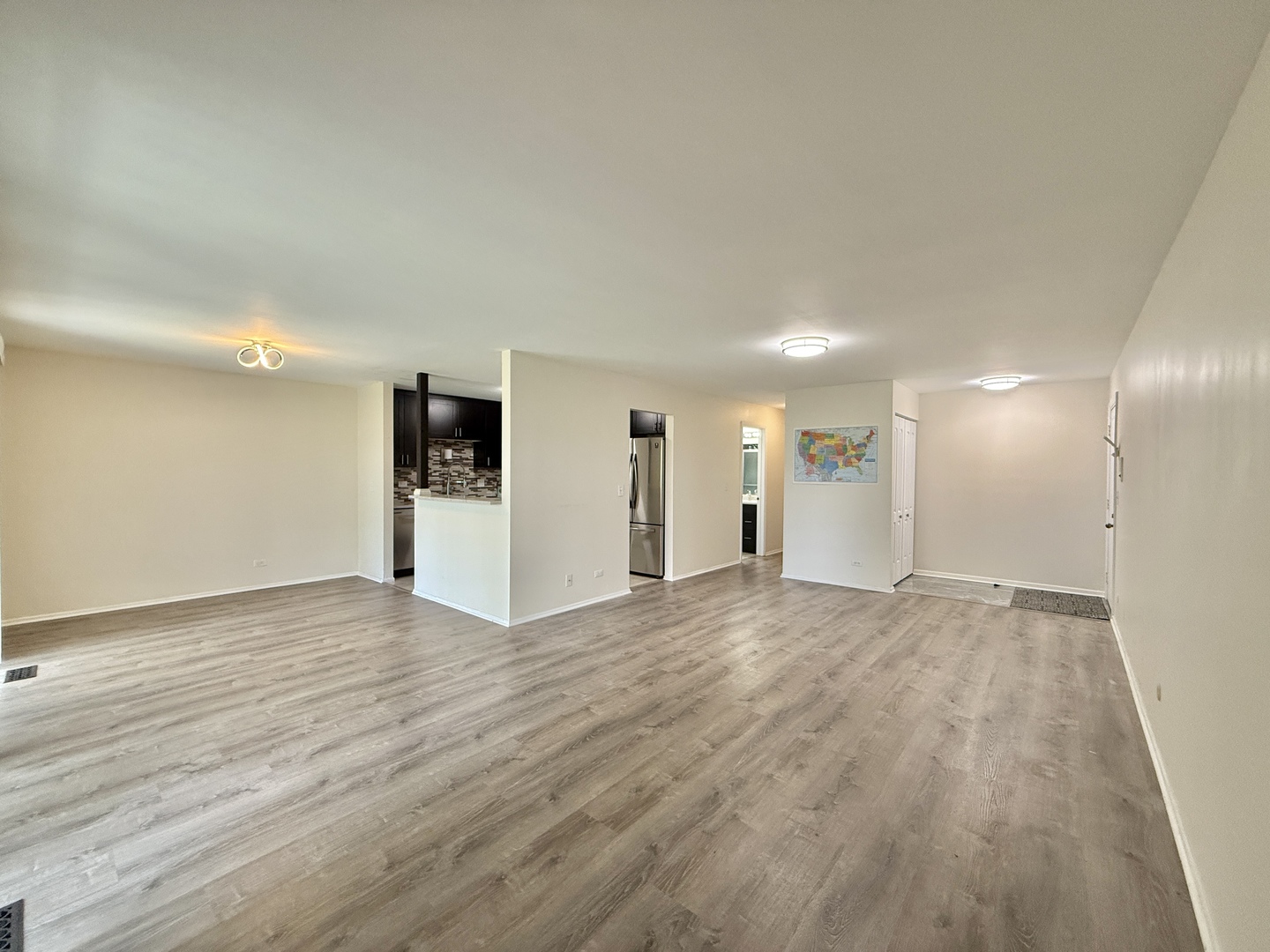 2610 Northampton Drive Rolling Meadows IL 60008