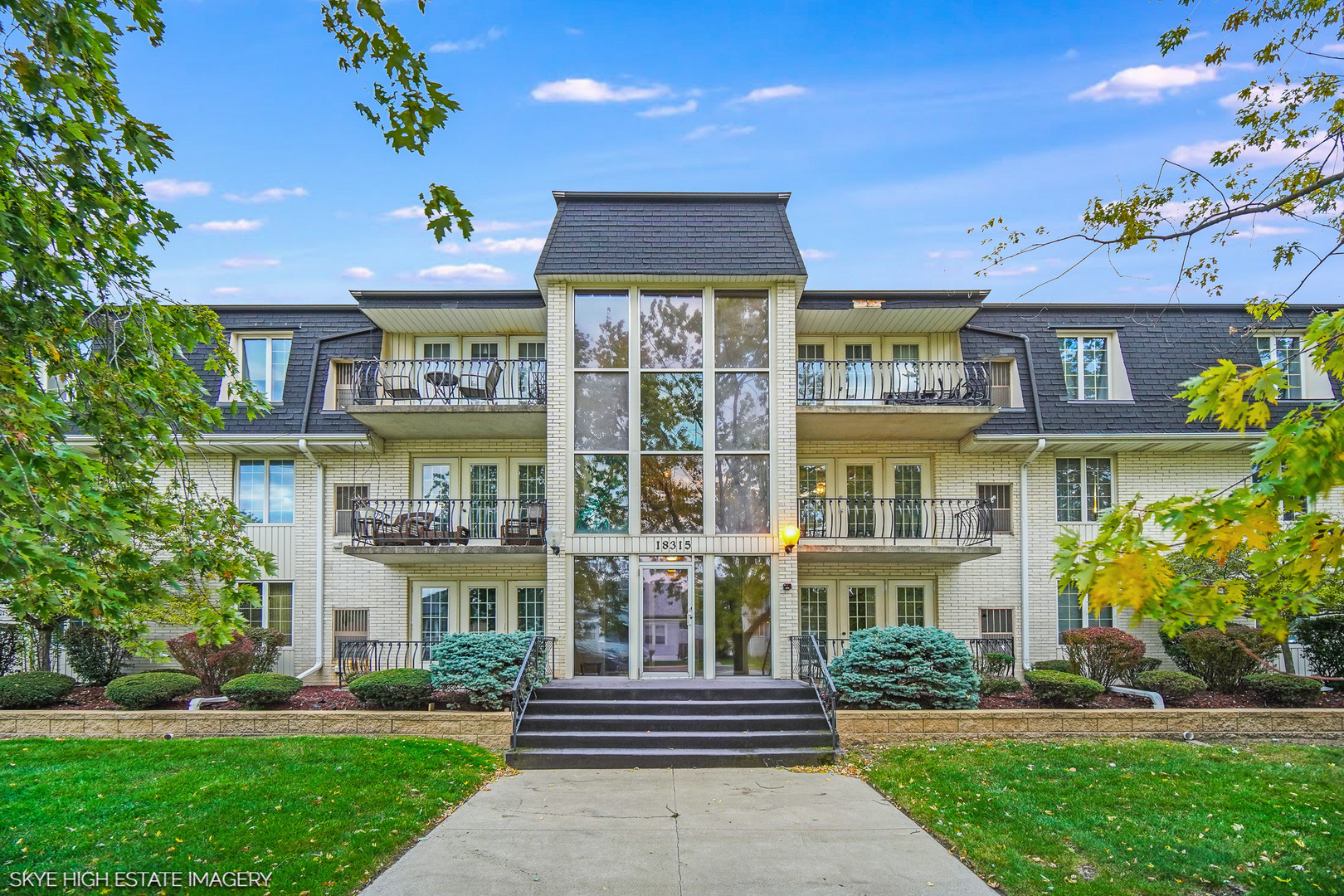 18315 Burnham Avenue Lansing IL 60438