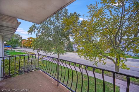 18315 Burnham Avenue Lansing IL 60438