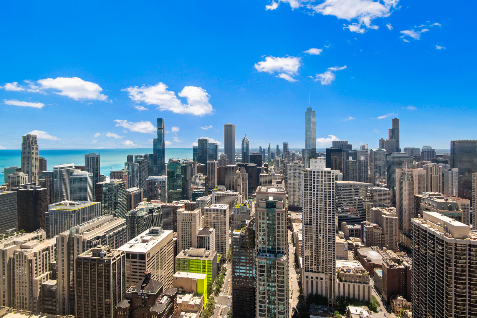 800 North Michigan Avenue Chicago IL 60611
