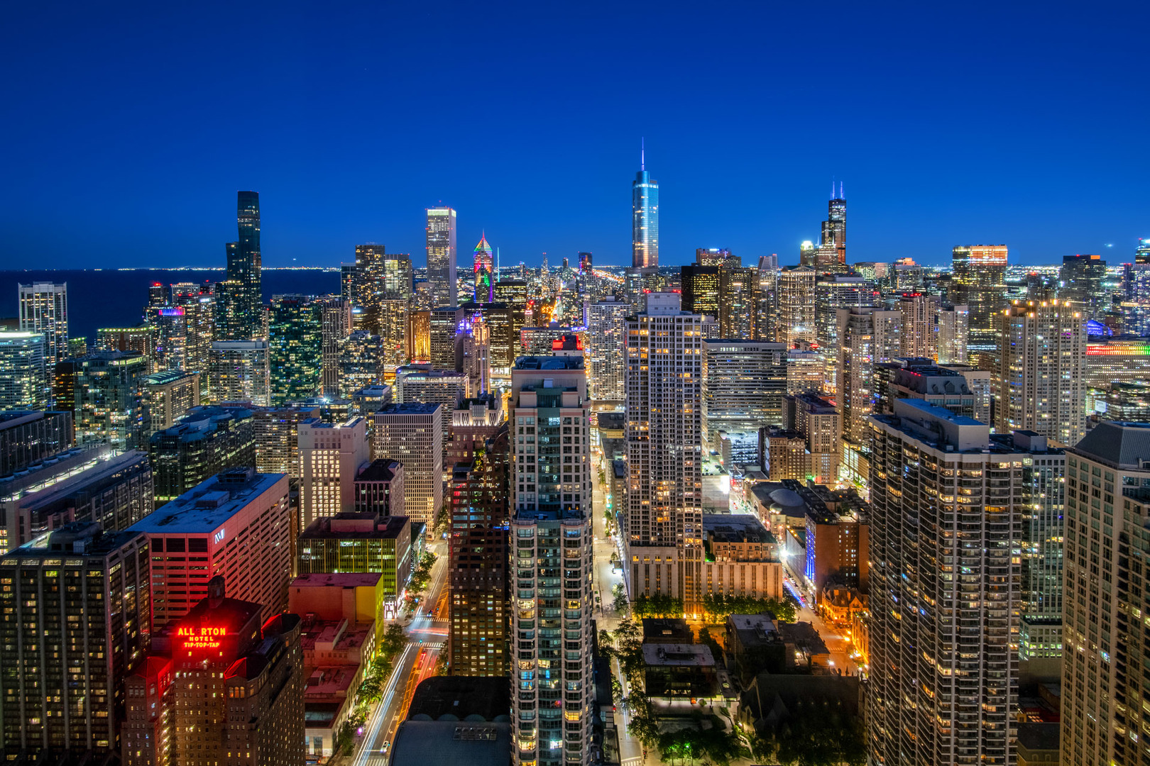 800 North Michigan Avenue Chicago IL 60611