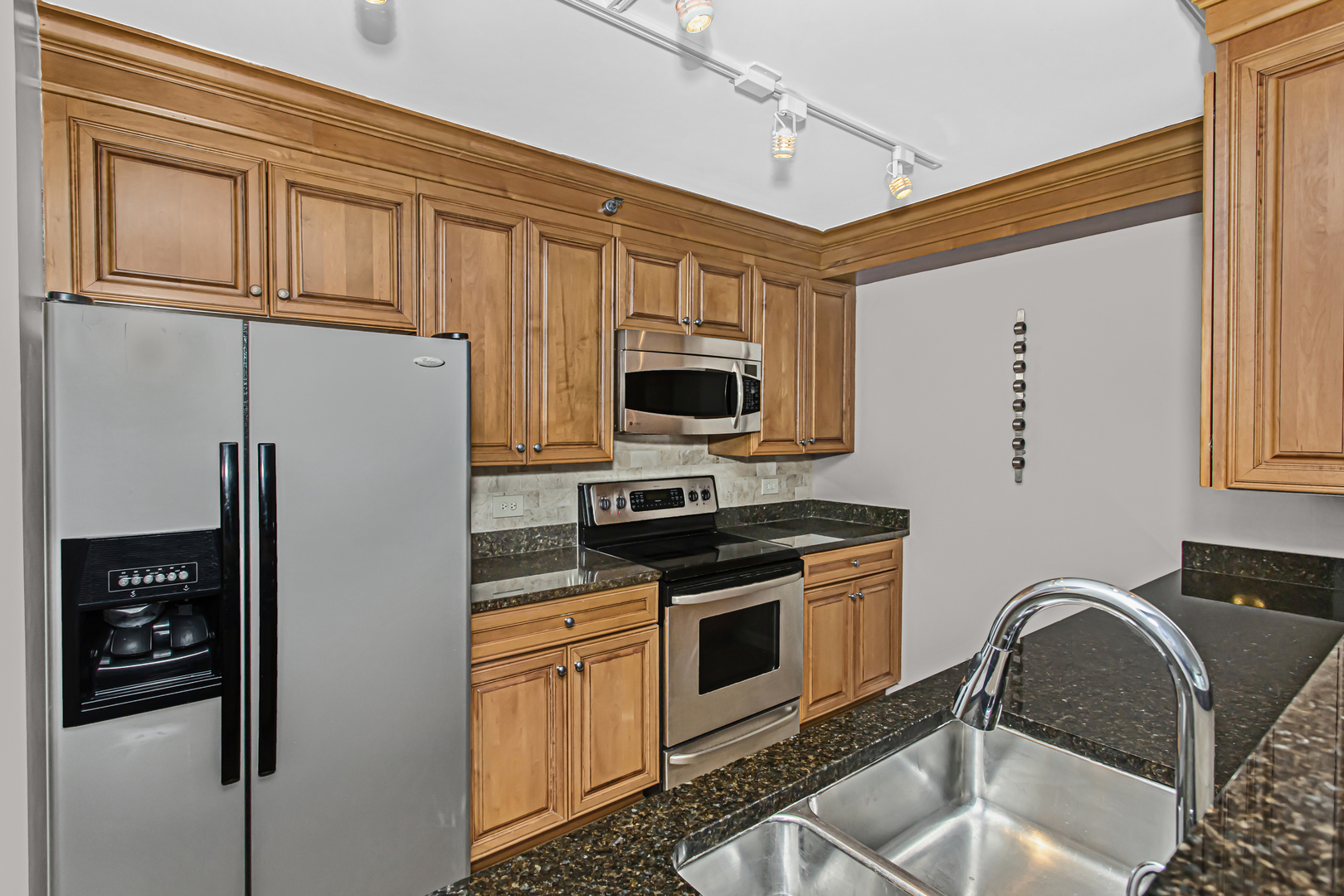 345 North La Salle Drive Chicago IL 60654