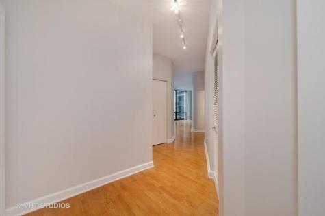 233 East 13th Street Chicago IL 60605