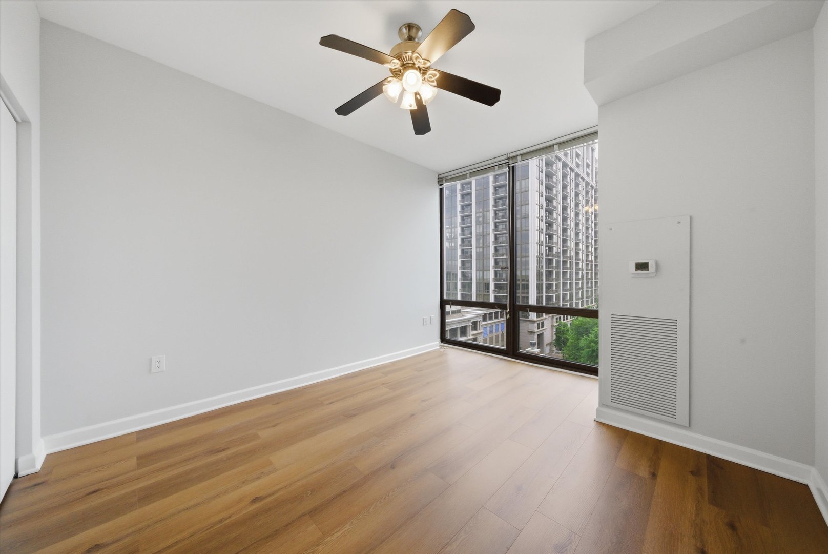 233 East 13th Street Chicago IL 60605