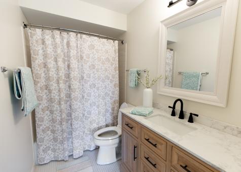 701 Lake Hinsdale Drive Willowbrook IL 60527