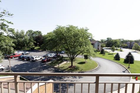 701 Lake Hinsdale Drive Willowbrook IL 60527