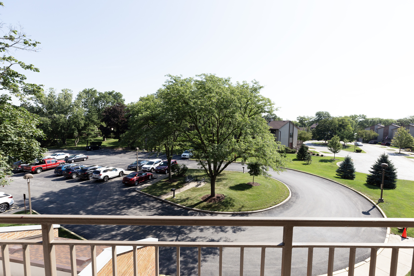 701 Lake Hinsdale Drive Willowbrook IL 60527