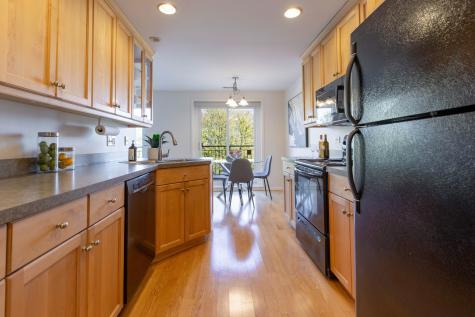 701 Lake Hinsdale Drive Willowbrook IL 60527