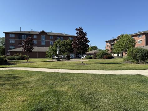6820 West Winding Trail Oak Forest IL 60452