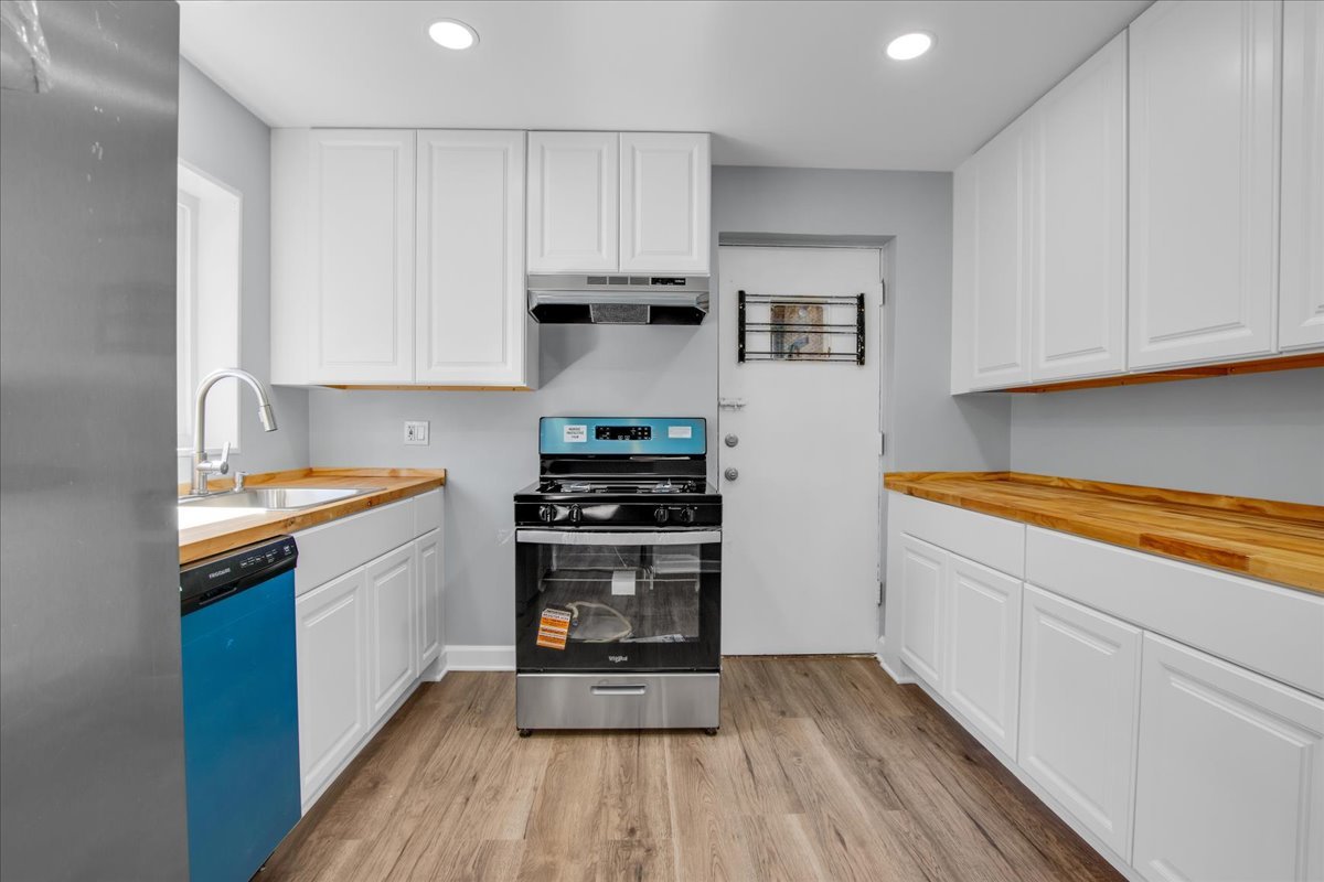 7351 North Ridge Boulevard Chicago IL 60645