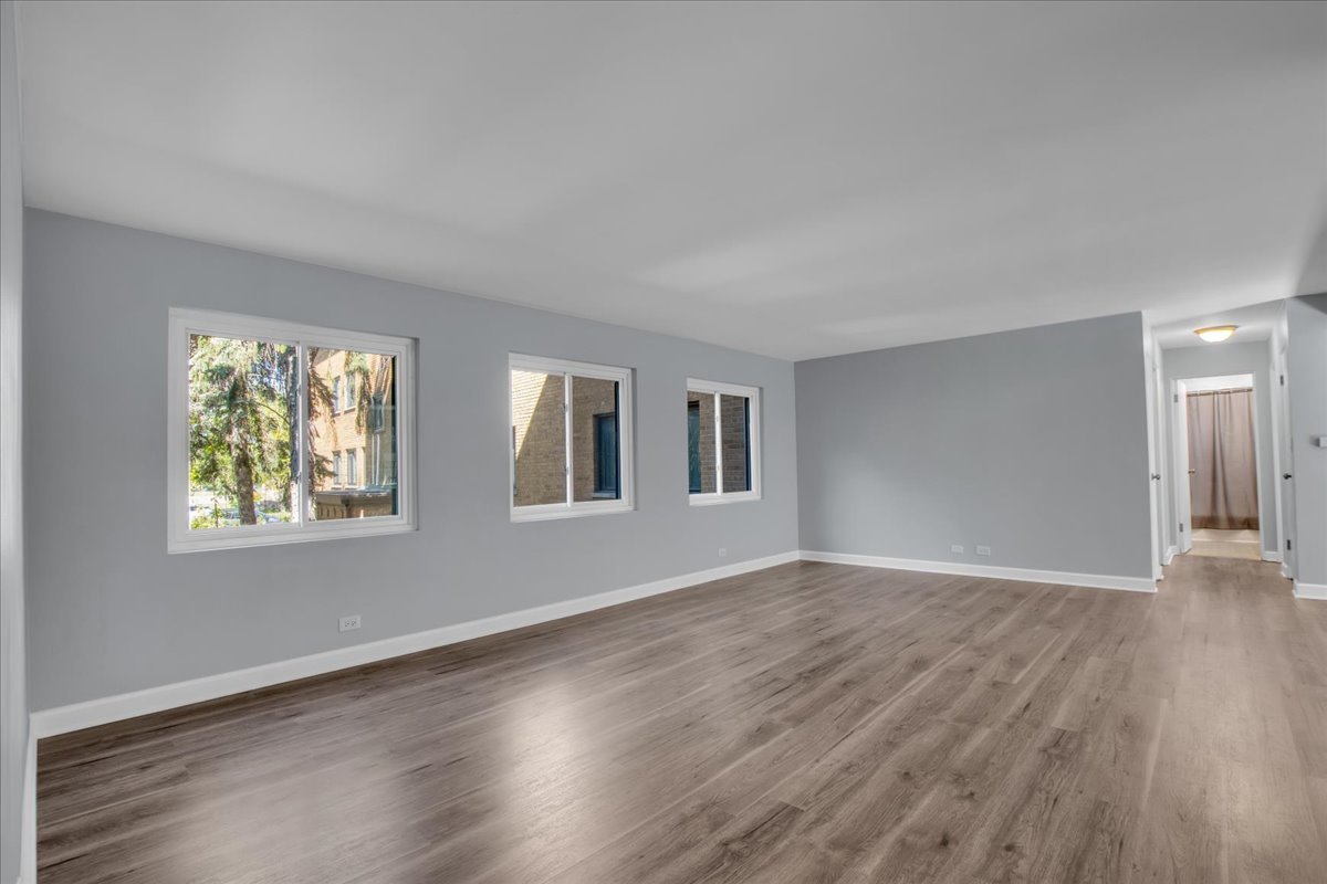 7351 North Ridge Boulevard Chicago IL 60645