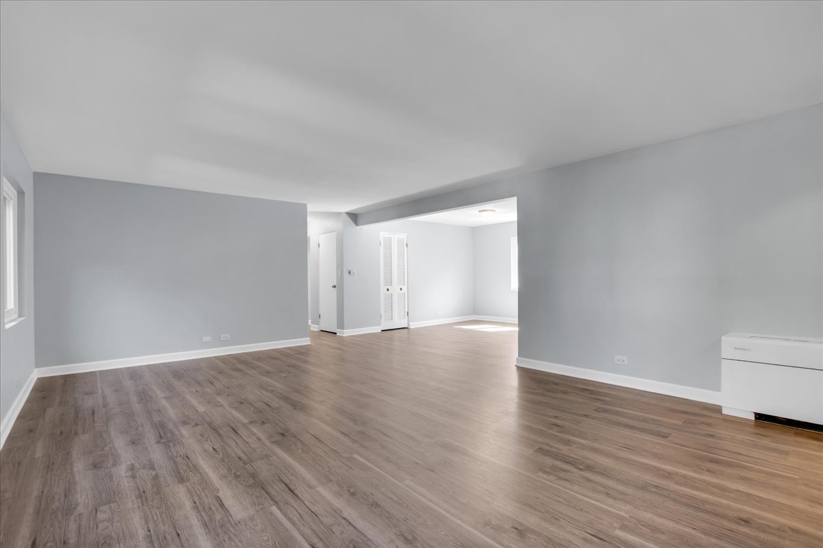 7351 North Ridge Boulevard Chicago IL 60645