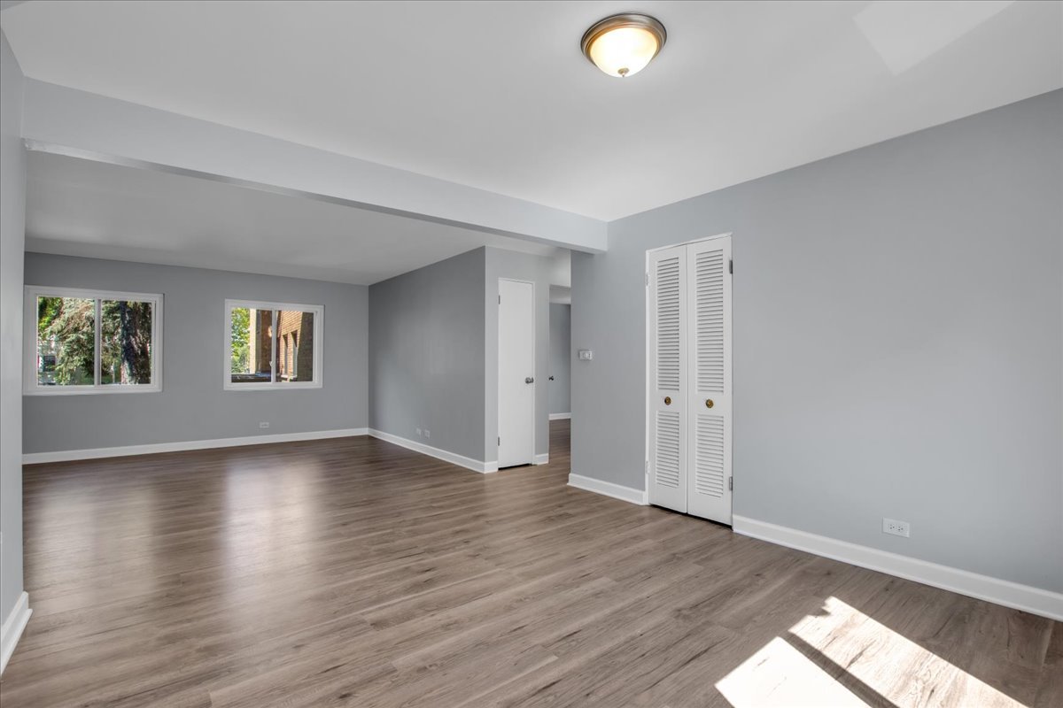 7351 North Ridge Boulevard Chicago IL 60645