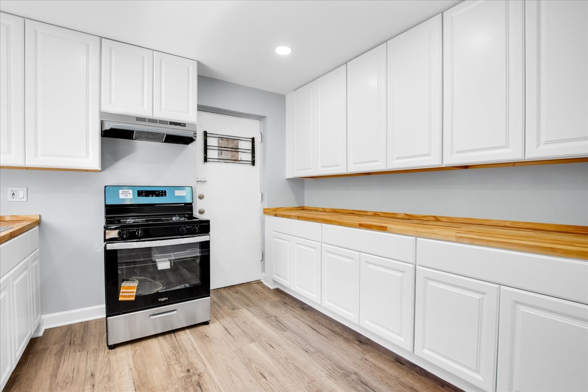 7351 North Ridge Boulevard Chicago IL 60645
