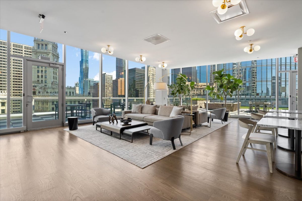 403 North Wabash Avenue Chicago IL 60611