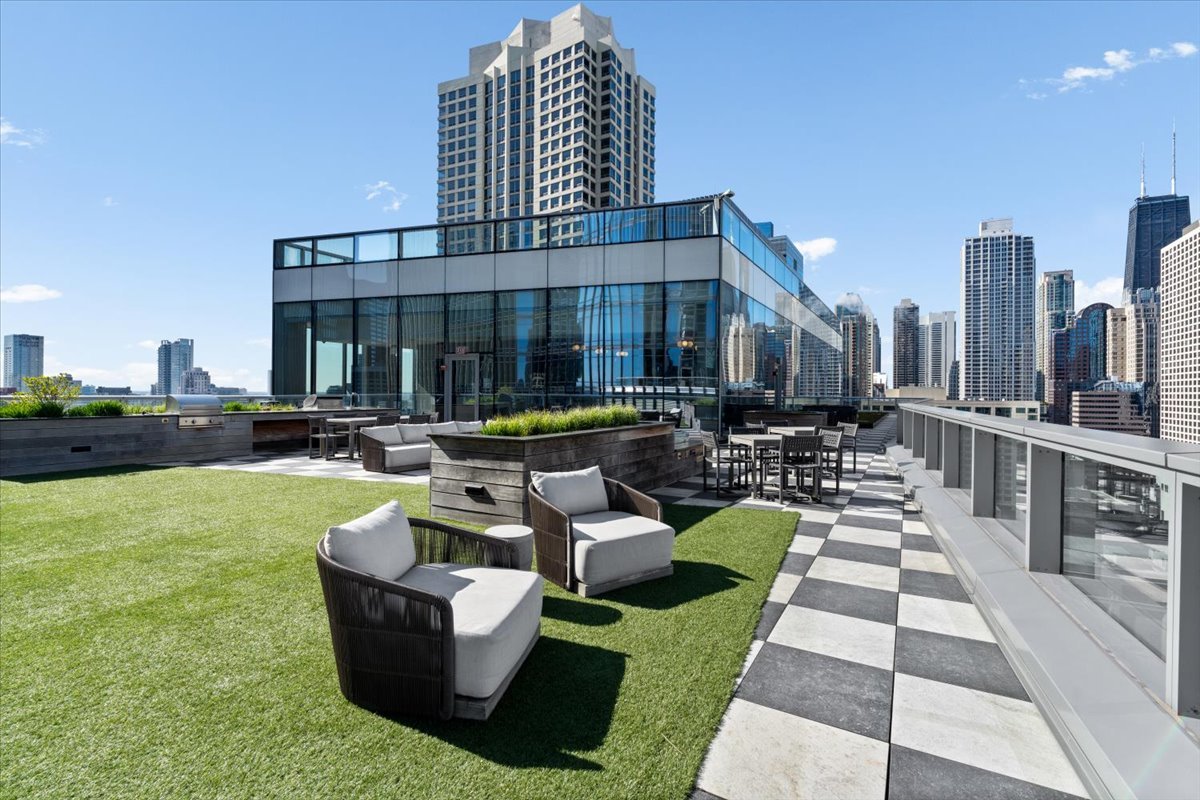 403 North Wabash Avenue Chicago IL 60611