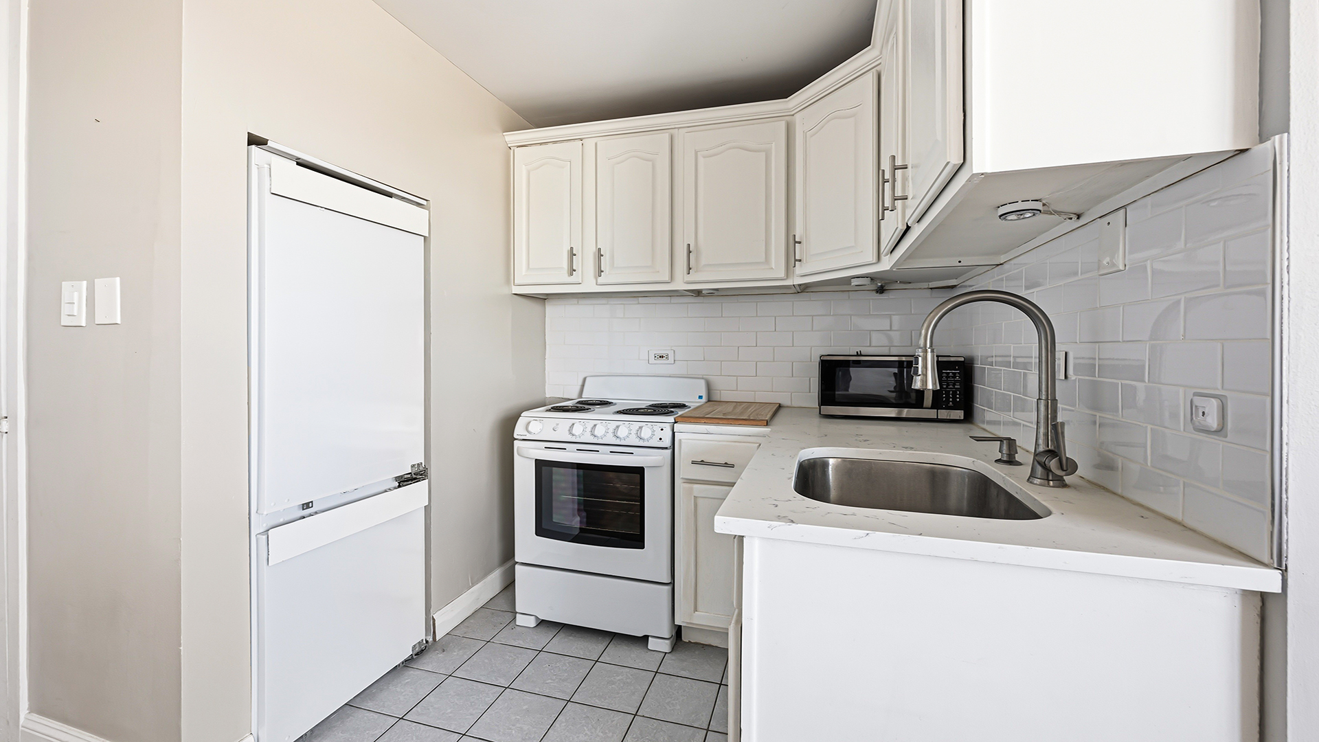 3110 North Sheridan Road Chicago IL 60657